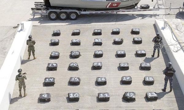 ¡ASEGURAN 1.5 TONELADAS DE COCAÍNA EN COSTAS DE JALISCO!