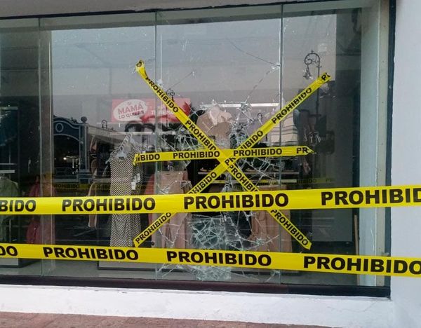 ¡MALANDROS VANDALIZAN POR CUARTA VEZ LA TIENDA DEL SOL!