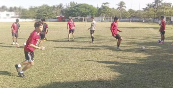 ¡ATLAS TIENE UNA ESCUELITA DE FÚTBOL EN MANDINGA!
