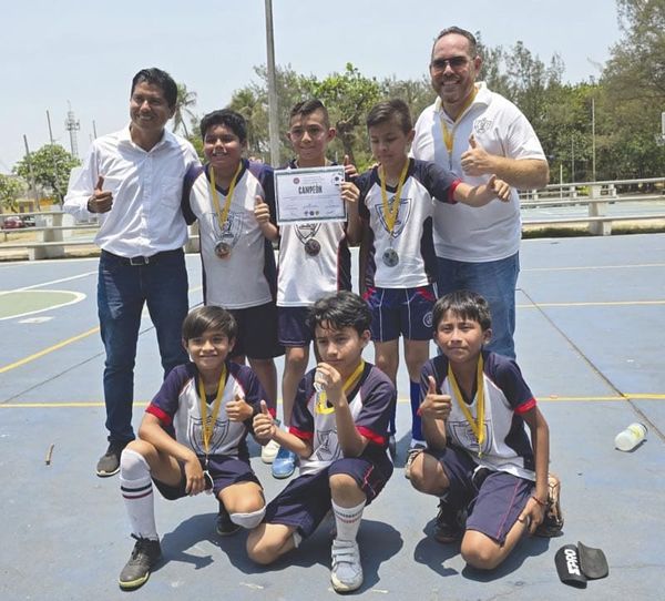 ¡CONQUISTA ESCUELA “LEONA VICARIO” EL TORNEO FÚTBOL!