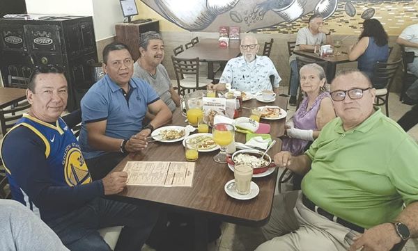 ¡FESTEJAN EL DIA DEL ARBITRO!