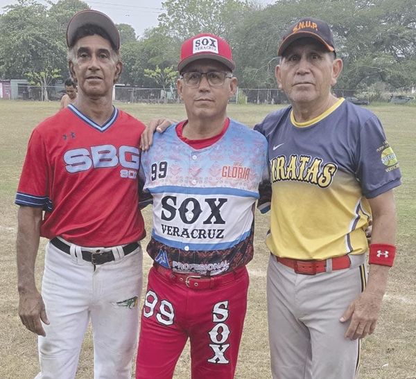 ¡LIGA VERACRUZANA LE PEGA 12-8 A MEDIAS BLANCAS EN LA PELOTA DE VETERANOS!