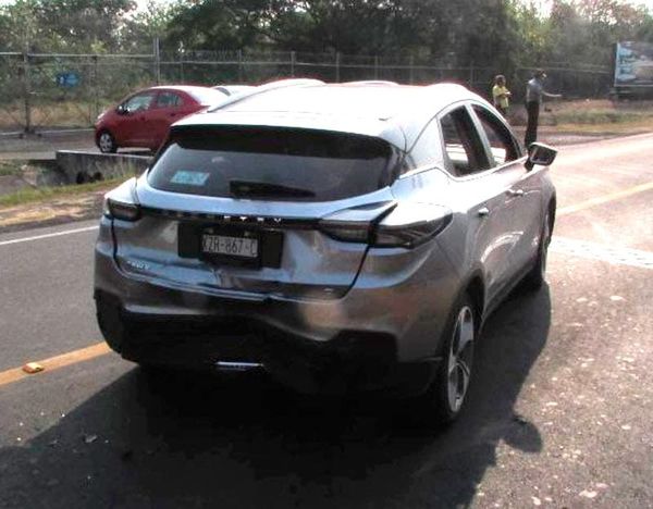 ¡“TORTAZO” DE 15 MIL PESOS RUMBO AL AEROPUERTO!