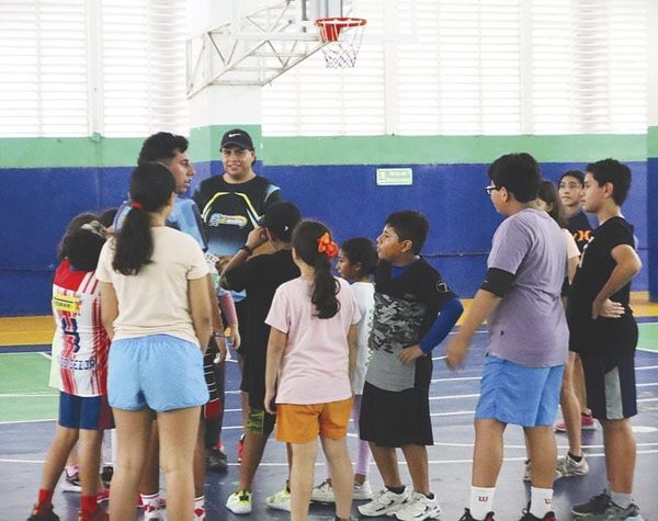 ¡ANUNCIA ACUÁTICA TRIRACING SU CURSO DE VERANO 2025!