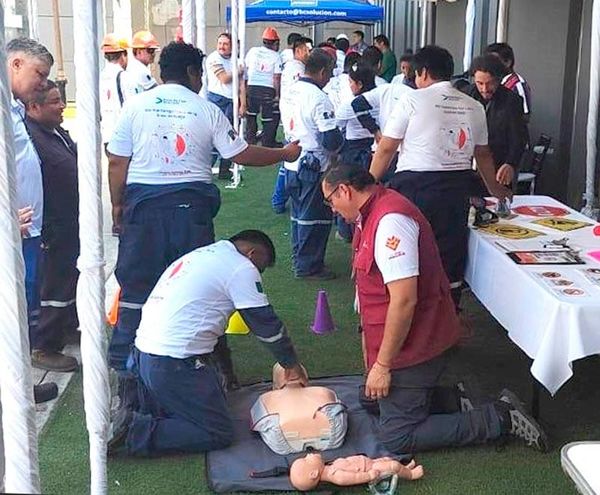 ¡JURISDICCIÓN SANITARIA VIII CAPACITA A OBREROS PORTUARIOS!