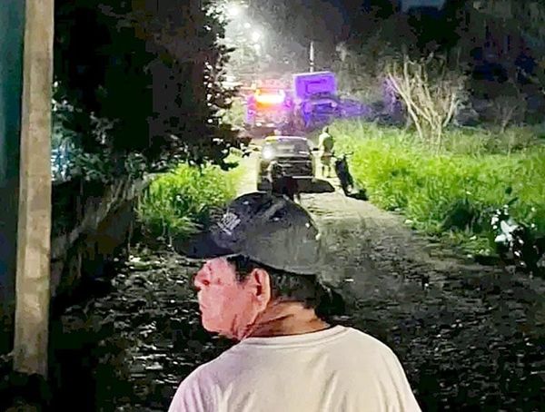 ¡JOVEN MUJER ESCAPA POR LA “PUERTA FALSA”!