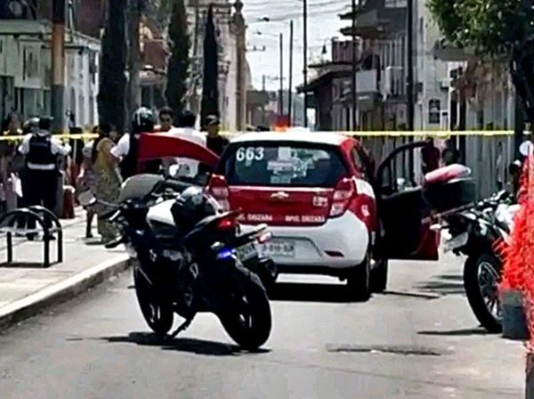 ¡SE PRENDE MÁQUINA PARA SOLDAR DENTRO DEL TAXI!
