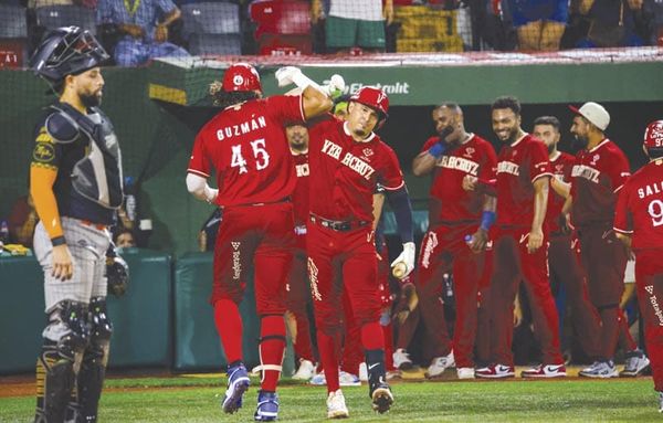 ¡GANAN PRIMERO DE LA SERIE! - ÁGUILA SOBRE LEONES