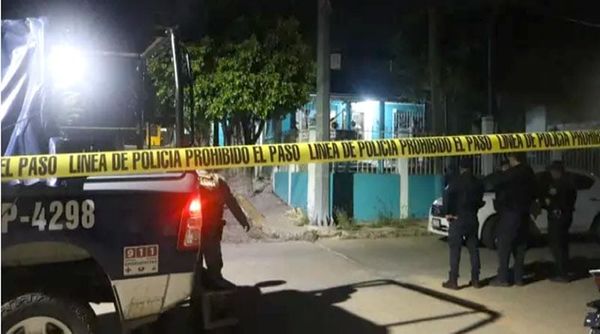 ¡LOS MATAN A PLOMAZOS! - DOS HOMBRES FUERON EJECUTADOS DENTRO DE UNA VIVIENDA EN ACAYUCAN
