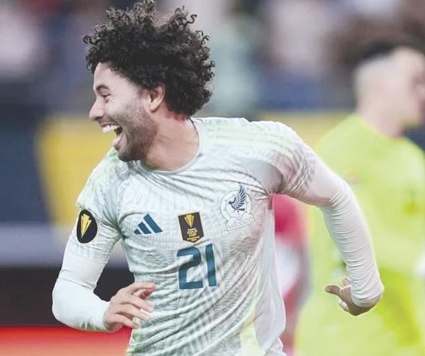 ¡MÉXICO SIN CONVENCER VENCE 2-0 A SURINAM EN COPA ORO!