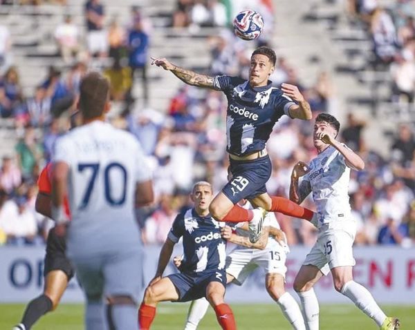 ¡SE RAYAN! - *La escuadra del Monterrey empata a un gol con el poderoso Inter de Milan, sub campeón de Europa