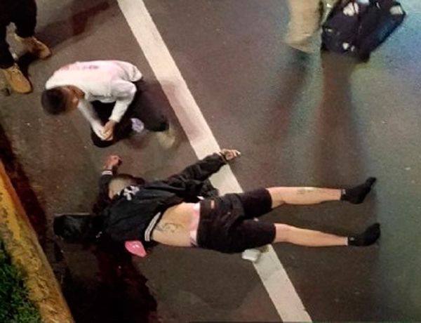 ¡TRAGEDIA EN XALAPA! - MUJER MOTOCICLISTA CHOCO CON EL PUENTE Y CAYO AL VACIO PERDIENDO LA VIDA