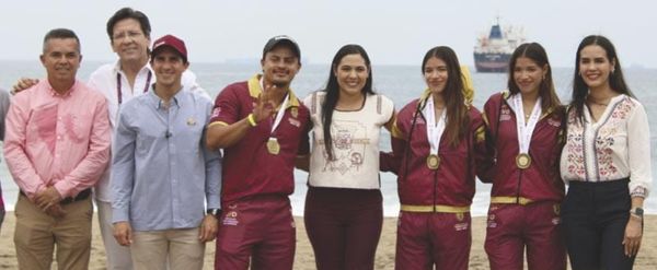 ¡TRICAMPEONAS! - GEMELAS VANESSA Y GISSELLE
