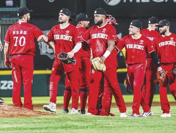 ¡SUFRIDA VICTORIA DE EL ÁGUILA 8-7 Y EMPATA LA SERIE! - EN SALTILLO