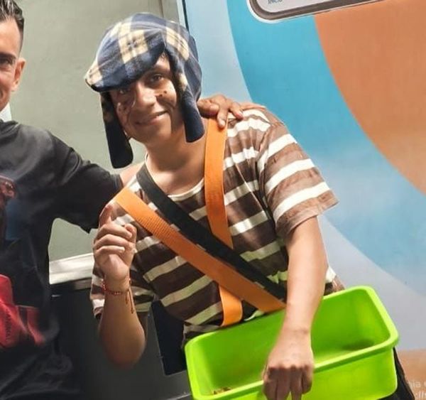 ¡HOSPITALIZAN AL FAMOSO ‘CHAVO DEL OXXO’!