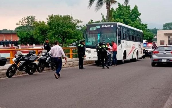 ¡“MOTO-RATONES” ASALTAN AUTOBÚS URBANO EN CÓRDOBA! - DISPARARON AL AIRE PARA QUE EL CHOFER SE DETUVIERA