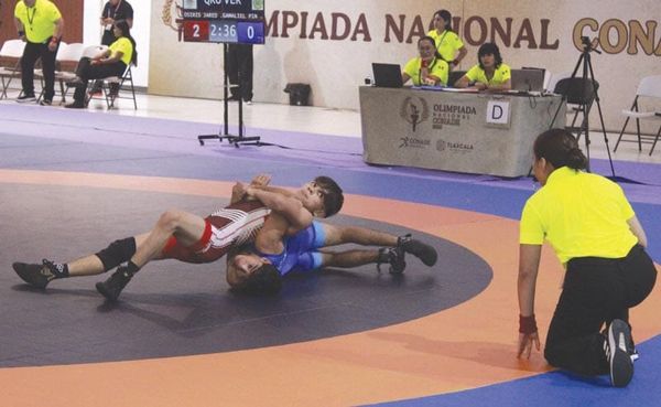 ¡OBTIENE VERACRUZ 14 MEDALLAS EN LUCHAS ASOCIADAS!