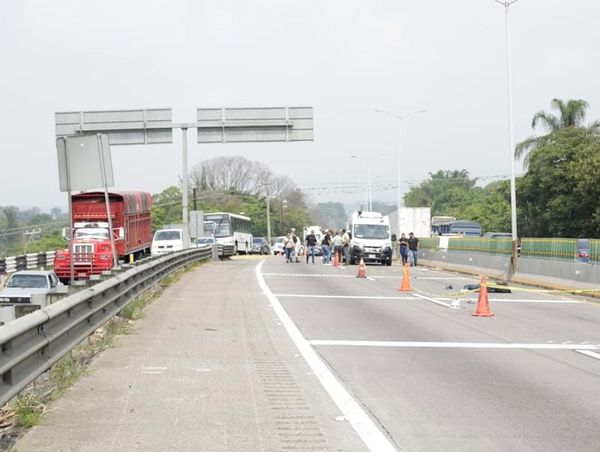 ¡PEATÓN MUERE ARROLLADO EN AUTOPISTA ORIZABA-CÓRDOBA!