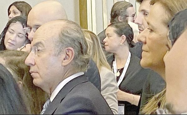 ¡FERNÁNDEZ NOROÑA SE ENCUENTRA A FELIPE CALDERÓN EN AUDIENCIA DEL PAPA LEÓN XIV!
