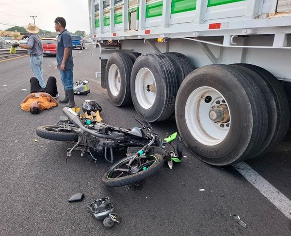 ¡‘JINETE DE ACERO’ A PUNTO DE MORIR APLASTADO POR UN “MONSTRUO”!