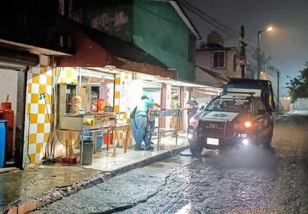 ¡PIDEN UN KILO DE CARNE DE TROMPO Y ASALTAN TAQUERÍA EN EL COYOL!