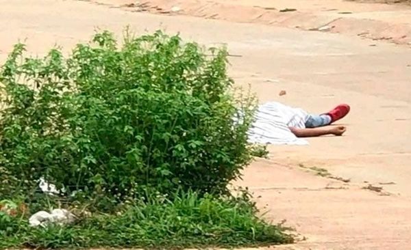 ¡MATAN A BALAZOS A ‘GRITÓN’ DE AUTOBUSES URBANOS EN COLONIA DE COATZACOALCOS! - EL CRIMINAL LE DISPARO DESDE UNA MOTO