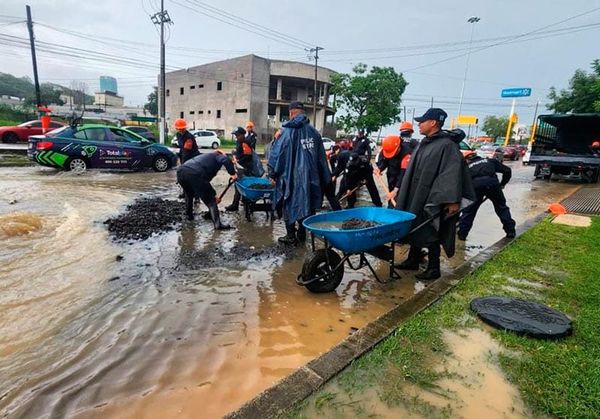 ¡320 POLICÍAS RESCATAN Y EVACUAN FAMILIAS EN ZONAS INUNDADAS! - PLAN TAJÍN DE LA SSP POR LOS EFECTOS DEL HURACÁN “ERICK”