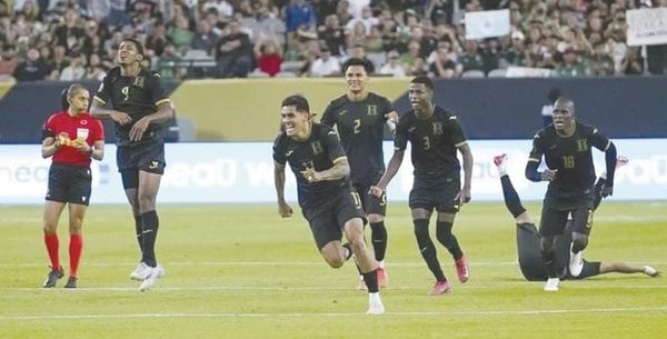 ¡ELIMINA HONDURAS A PANAMÁ Y AVANZA A SEMIS DE COPA ORO!