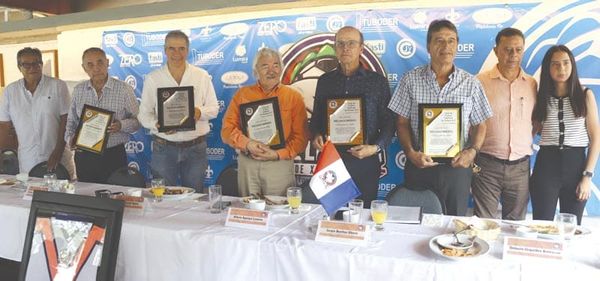 ¡GRAN CELEBRACIÓN DEL CLUB DELFINES XALAPA POR SUS 35 AÑOS!