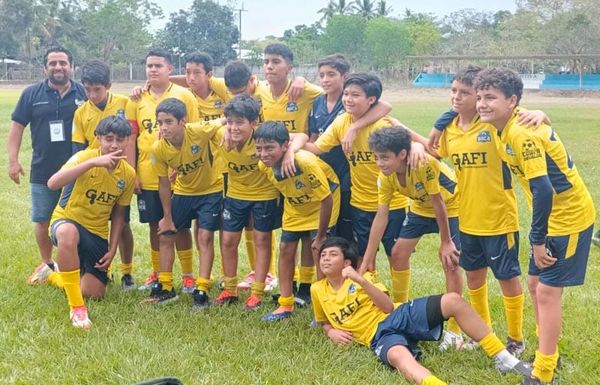 ¡ATLÉTICO BOCA GOLEA A LA CANDELARIA, 4-0!