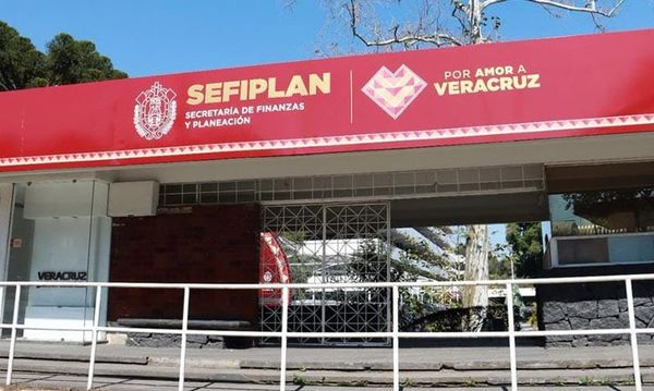 ¡CAMBIAN LA CALIFICADORA! - ÚJULE