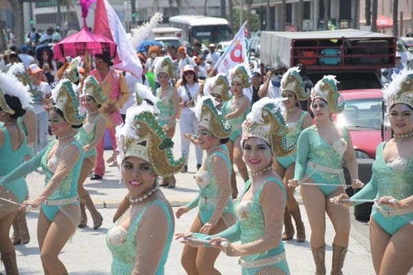 ¡HASTA APLAUDEN! - *Los ajustes en el Carnaval 2025
