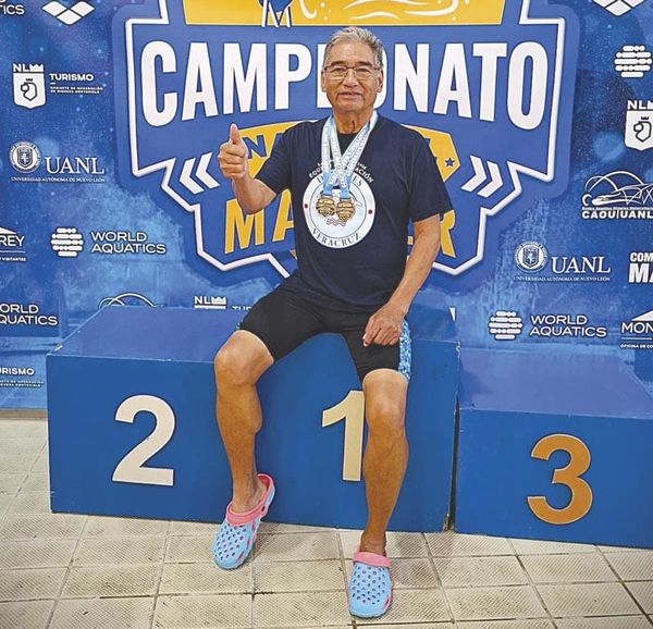 ¡LOGRA VITELIO SÁNCHEZ SÉPTIMO TÍTULO NACIONAL MASTER DE NATACIÓN!