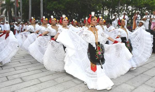 ¡QUE TODOS BAILEN SU SON!