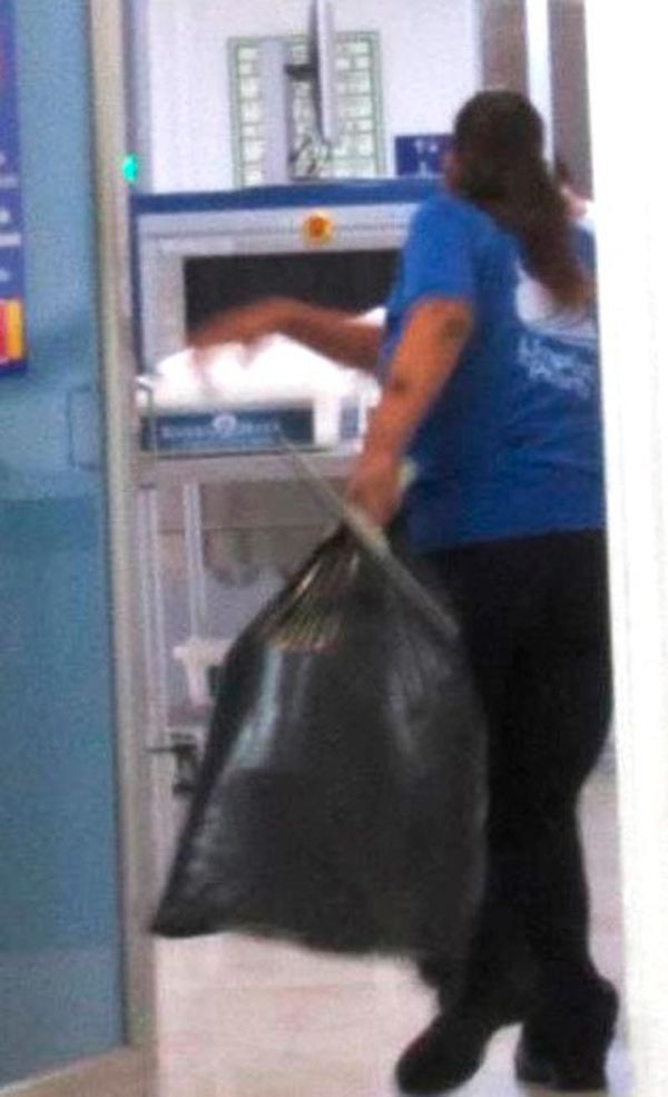 ¡TORMENTA ELÉCTRICA ‘TRONÓ’ EQUIPO DE RAYOS X EN EL AEROPUERTO!