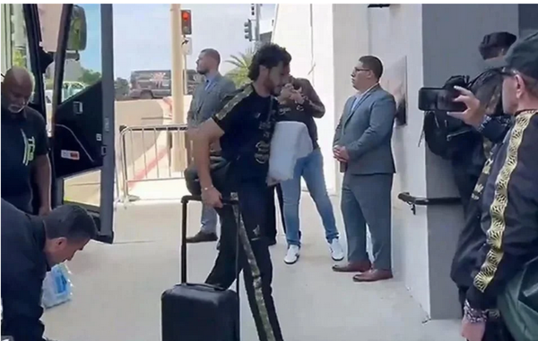 ¡LLEGA SELECCIÓN MEXICANA A LOS ÁNGELES PARA LA COPA ORO!