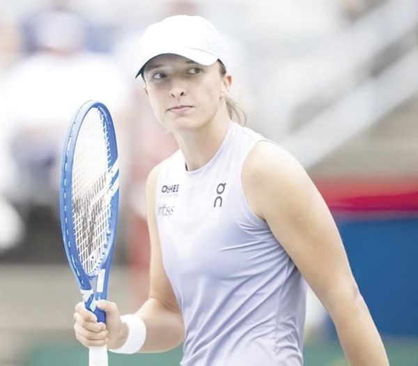 ¡REAPARECE SWIATEK CON TRIUNFO EN MONTREAL TRAS WIMBLEDON!