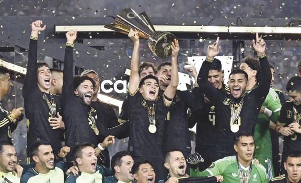 ¡SUBE SELECCIÓN MEXICANA EN EL RÁNKING DE FIFA!