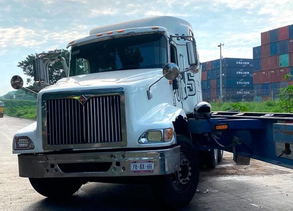 ¡CHUZA DE TRÁILEROS EN EL KILÓMETRO 13.5!