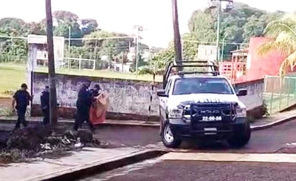 ¡DEJAN LONA CON MENSAJE CONTRA ROBA MOTOS EN SAN ANDRÉS TUXTLA!