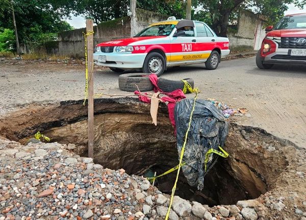 ¡SE ABRIÓ TREMENDO HOYOTOTE EN TARIMOYA!