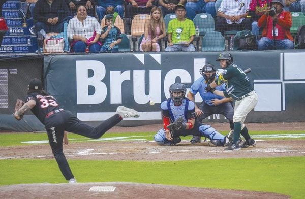 ¡INCREIBLE REMONTADA! - *El Águila ganaba 11-2 en la cuarta entrada, pero Pericos terminan ganando 13-12 en Puebla