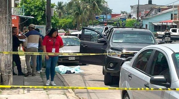 ¡LO MATAN POR RAYAR CAMIONETA! - CHOFER LE DISPARO CON SU ARMA CUANDO SU PATRON ENCARO AL CIVIL