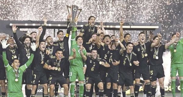 ¡BICAMPEONES! - *México refrenda el título en la Copa Oro