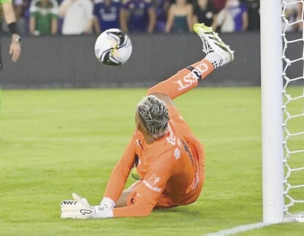 ¡KEYLOR NAVAS EL GRAN HÉROE PARA LOS PUMAS!