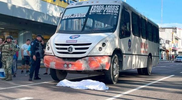 ¡ABUELITA MUERE BAJO LAS RUEDAS DE CAMIÓN URBANO!