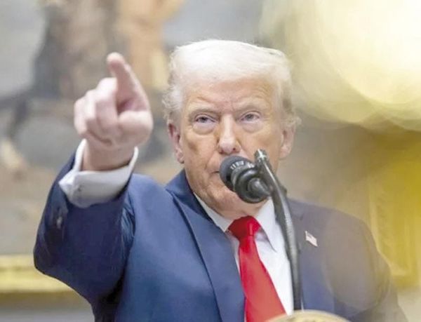 ¡AMENAZA TRUMP CON QUITARLE LA CIUDADANÍA A ROSIE O'DONNELL!