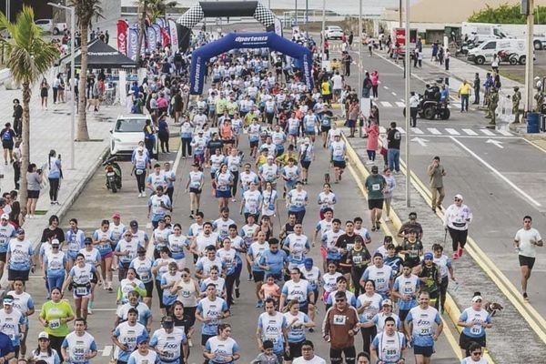¡LA CARRERA PEDESTRE SANTA ANA 2025!