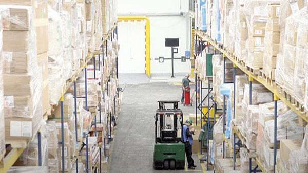 ¡AUMENTAN A 33.5% IMPUESTO A ENVÍOS POR PAQUETERÍA!