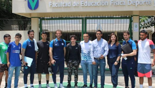 ¡DAN CONFERENCIA EN LA FACULTAD DE EDUCACIÓN FÍSICA!!